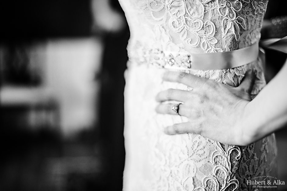 new haven lawn club winter wedding with HK photography Hubert and Alka