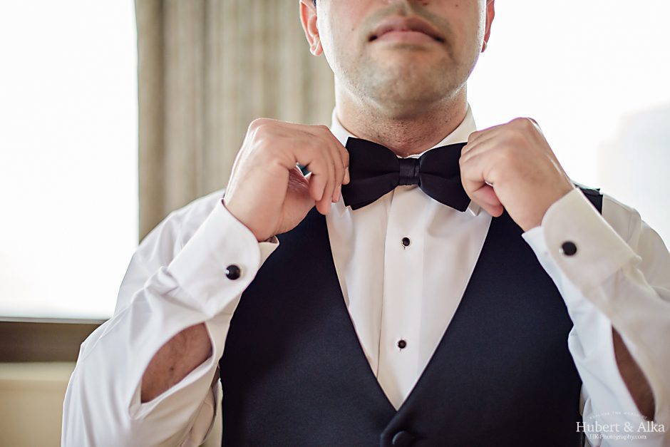 new haven lawn club winter wedding with HK photography Hubert and Alka