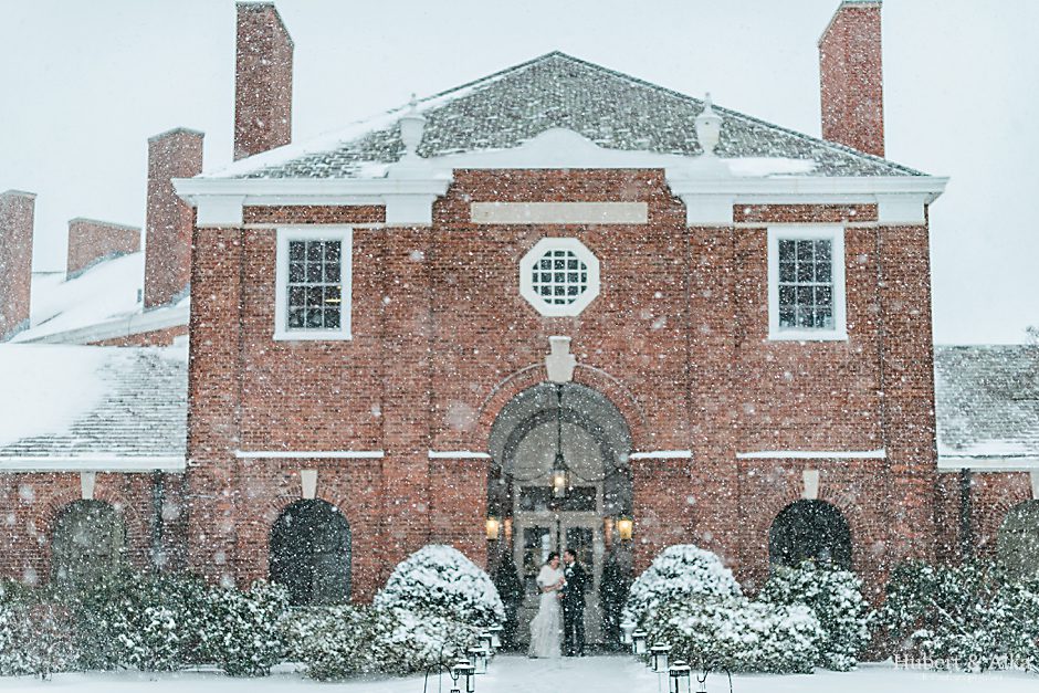 new haven lawn club winter wedding with HK photography Hubert and Alka