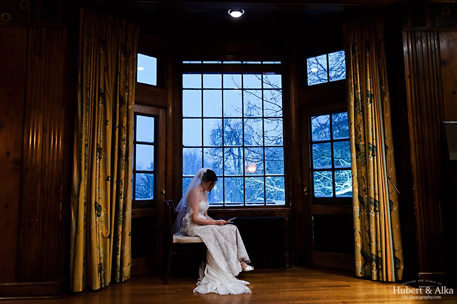 new haven lawn club winter wedding with HK photography Hubert and Alka