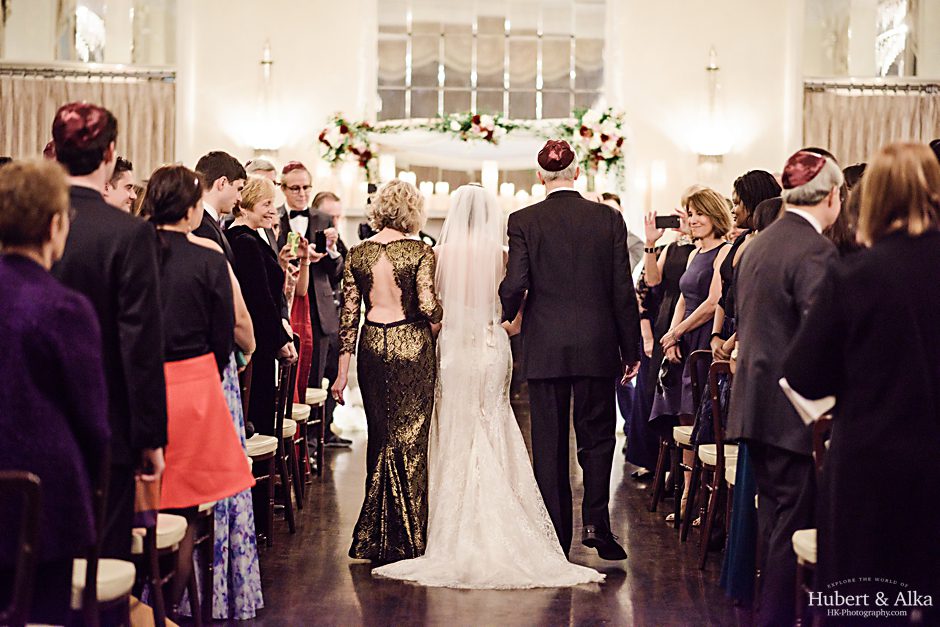 new haven lawn club winter wedding with HK photography Hubert and Alka