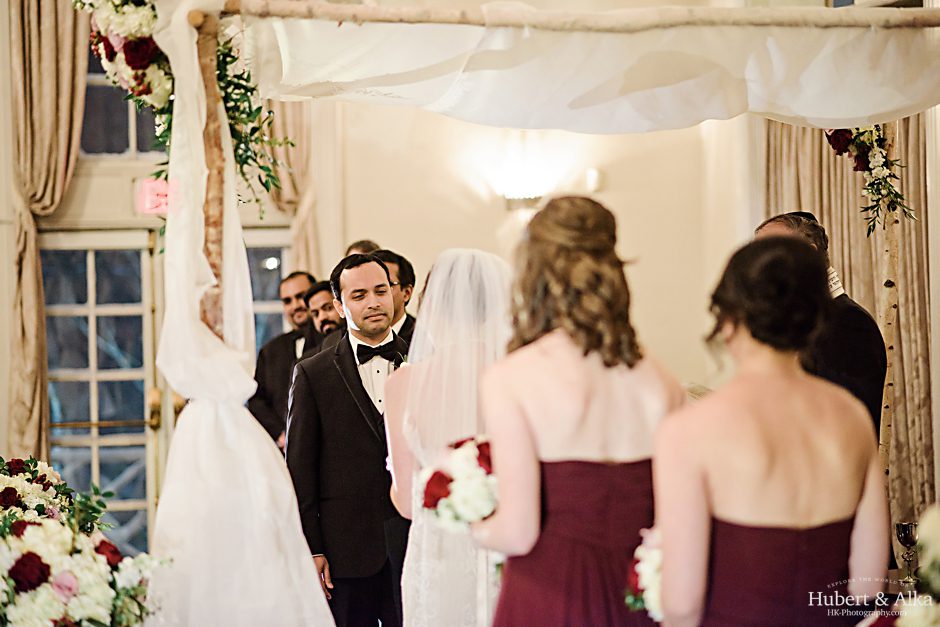 new haven lawn club winter wedding with HK photography Hubert and Alka