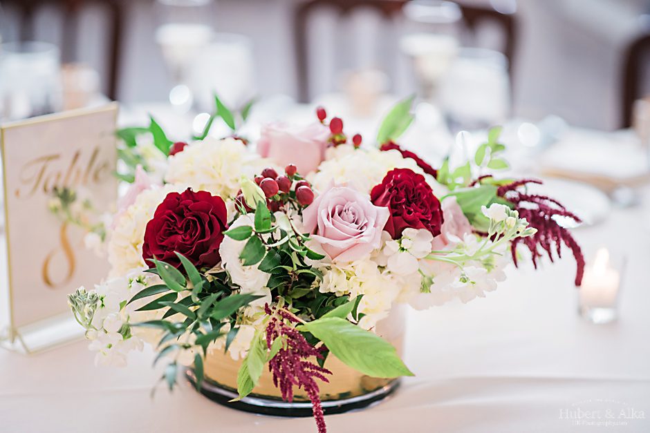 new haven lawn club winter wedding with HK photography Hubert and Alka