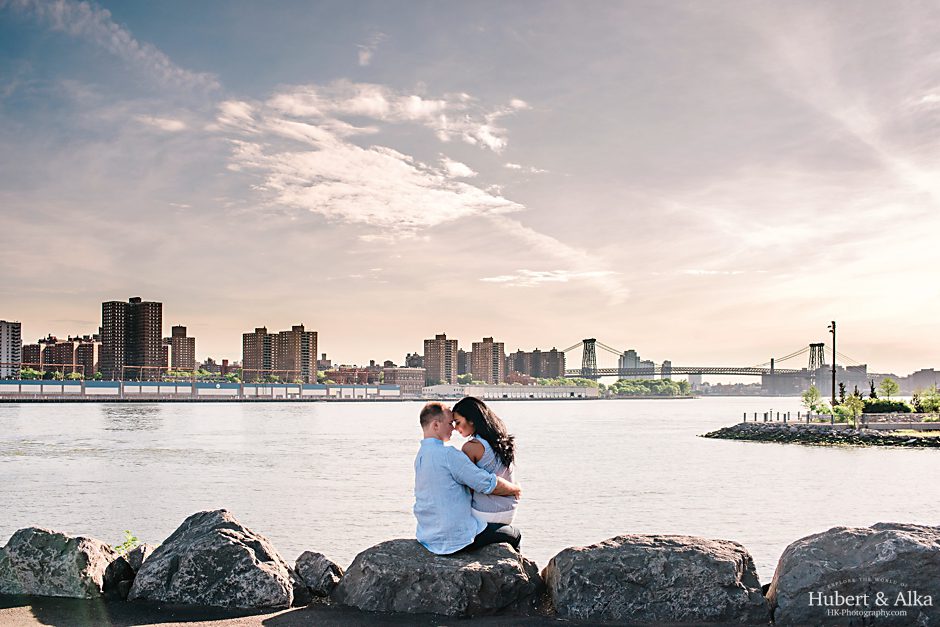 brooklyn bridge sunrise engagement shoot | brooklyn bridge park dumbo nyc photos