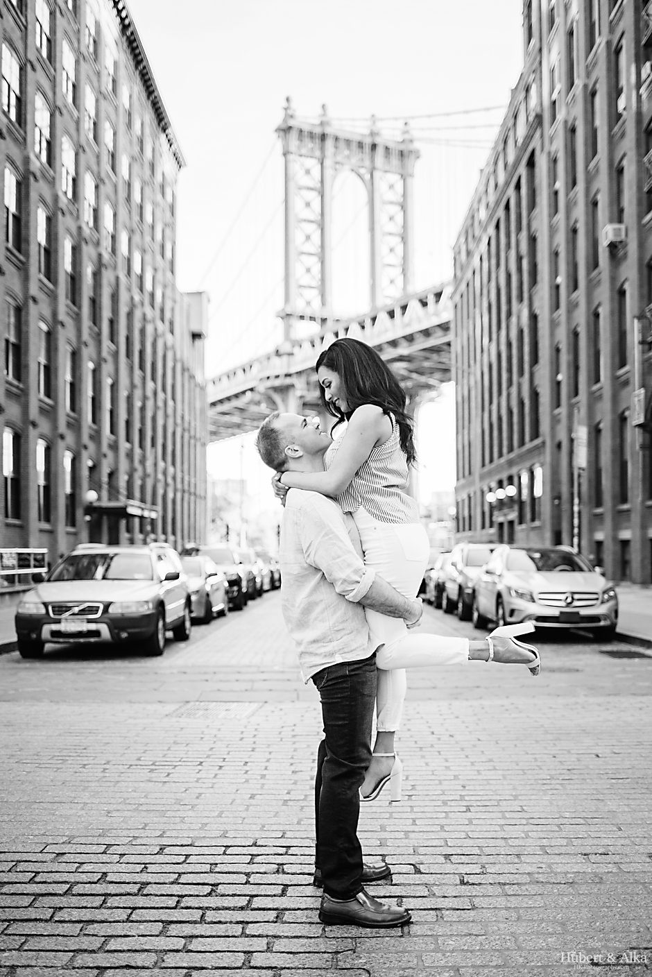 brooklyn bridge sunrise engagement shoot | brooklyn bridge park dumbo nyc photos