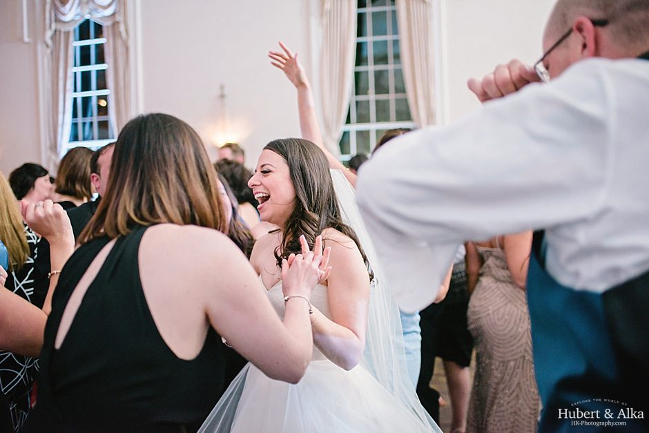 New Haven Lawn Club Wedding | CT Wedding Photography