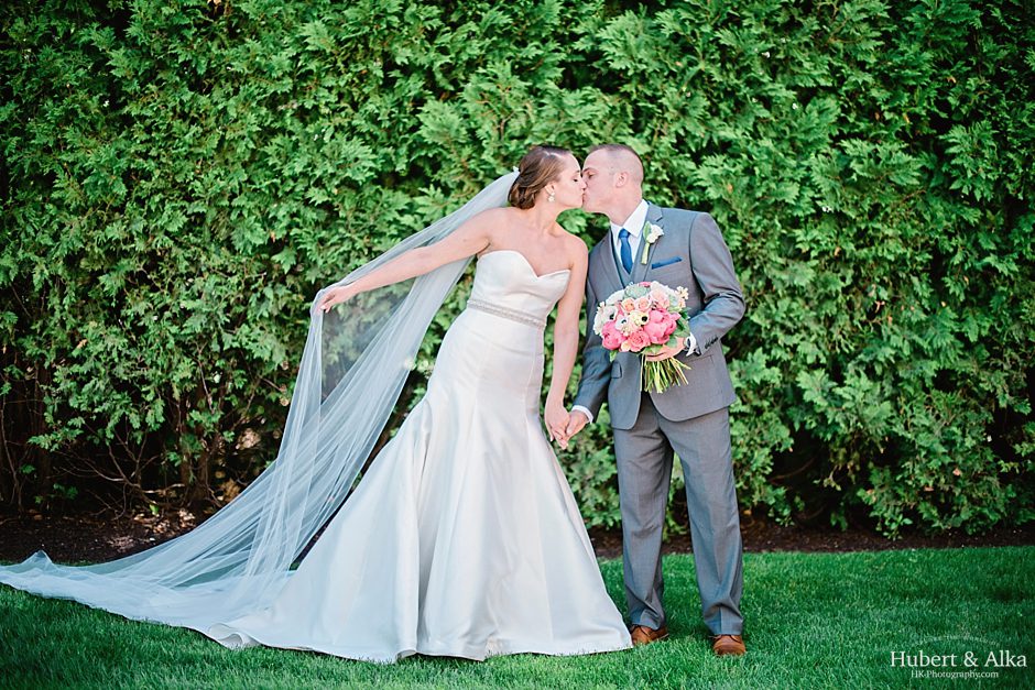 CT Wedding Photography at The Waterview Monroe