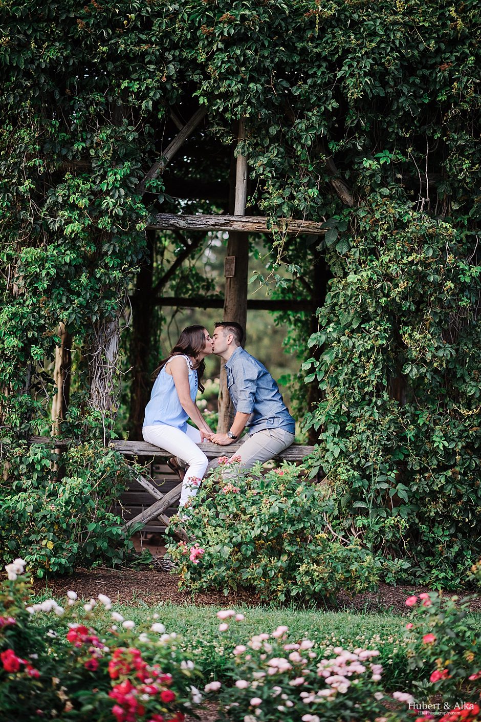 elizabeth rose park engagement session in west hartford _ ct wedding photographer