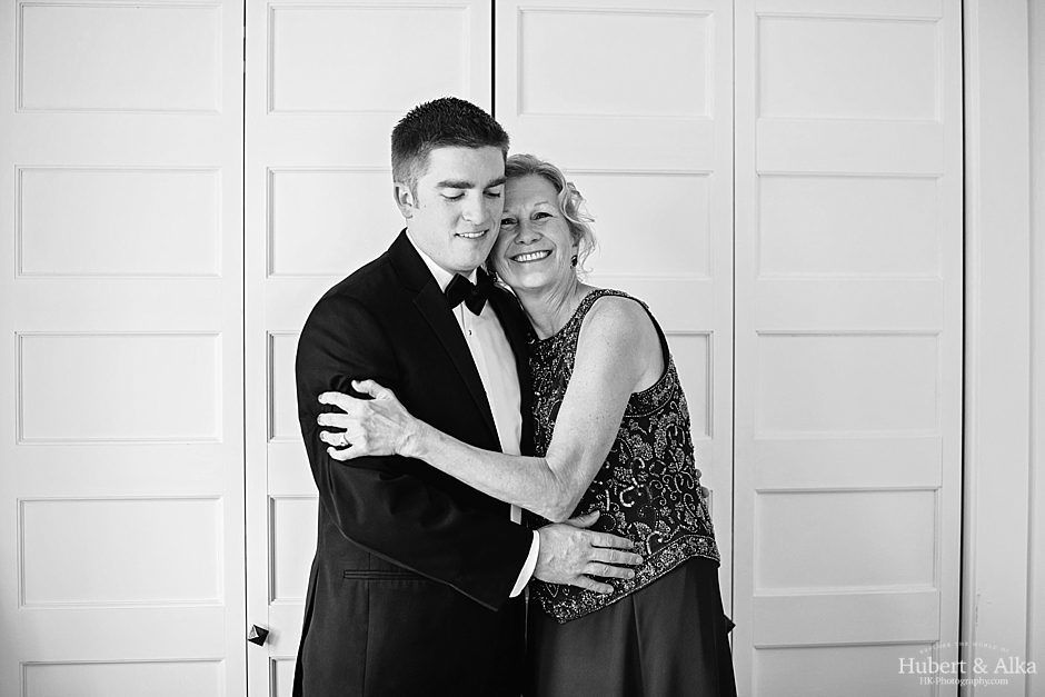 Pine Orchard Yacht & Country Club in Branford, Connecticut Wedding Photographer