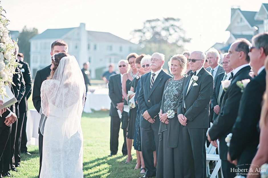 Pine Orchard Yacht & Country Club in Branford, Connecticut Wedding Photographer