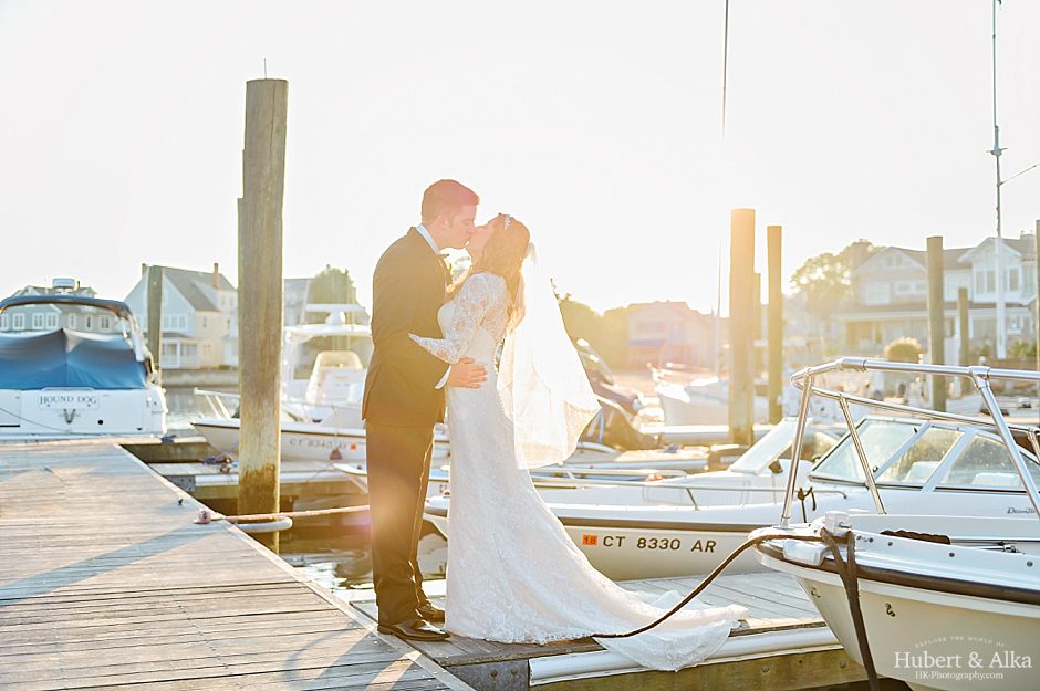 Pine Orchard Yacht & Country Club in Branford, Connecticut Wedding Photographer