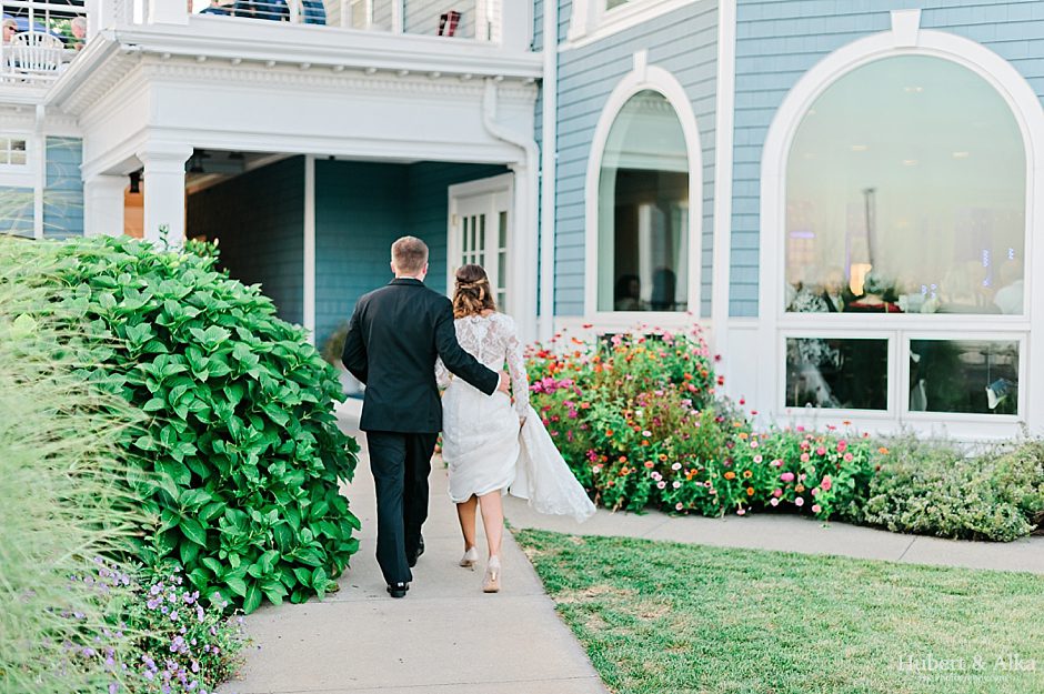 Pine Orchard Yacht & Country Club in Branford, Connecticut Wedding Photographer