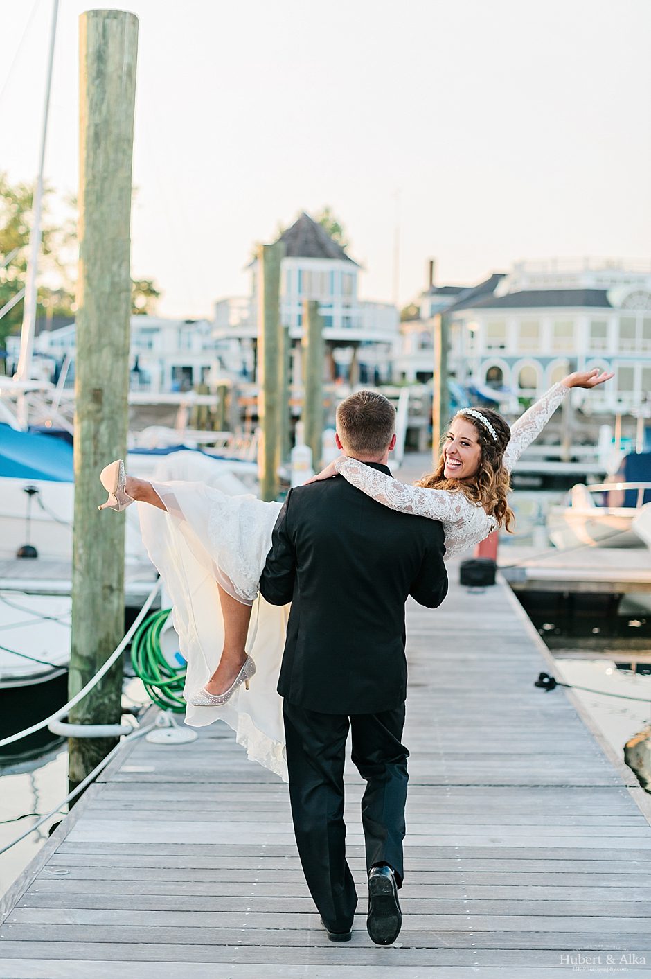 Pine Orchard Yacht & Country Club in Branford, Connecticut Wedding Photographer