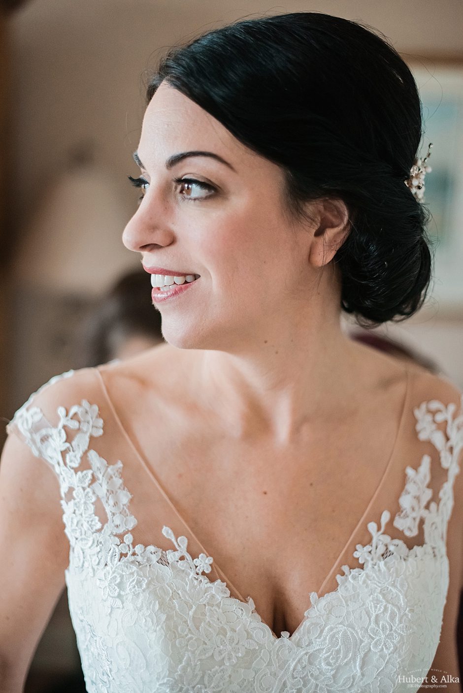 Oceanside Estate Wedding Photos At Eolia Mansion | Harkness Memorial Park Spring Wedding