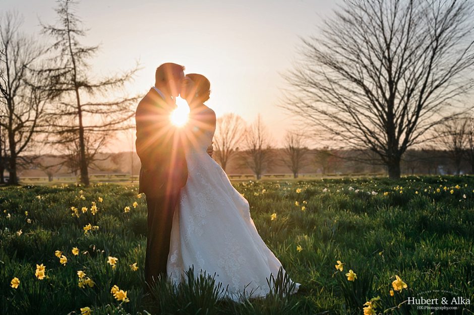 Oceanside Estate Wedding Photos At Eolia Mansion | Harkness Memorial Park Spring Wedding