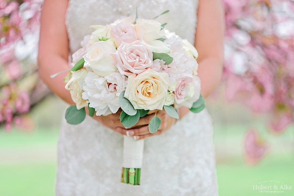 A Society Room Wedding Photography with Hartford City Hall Portraits
