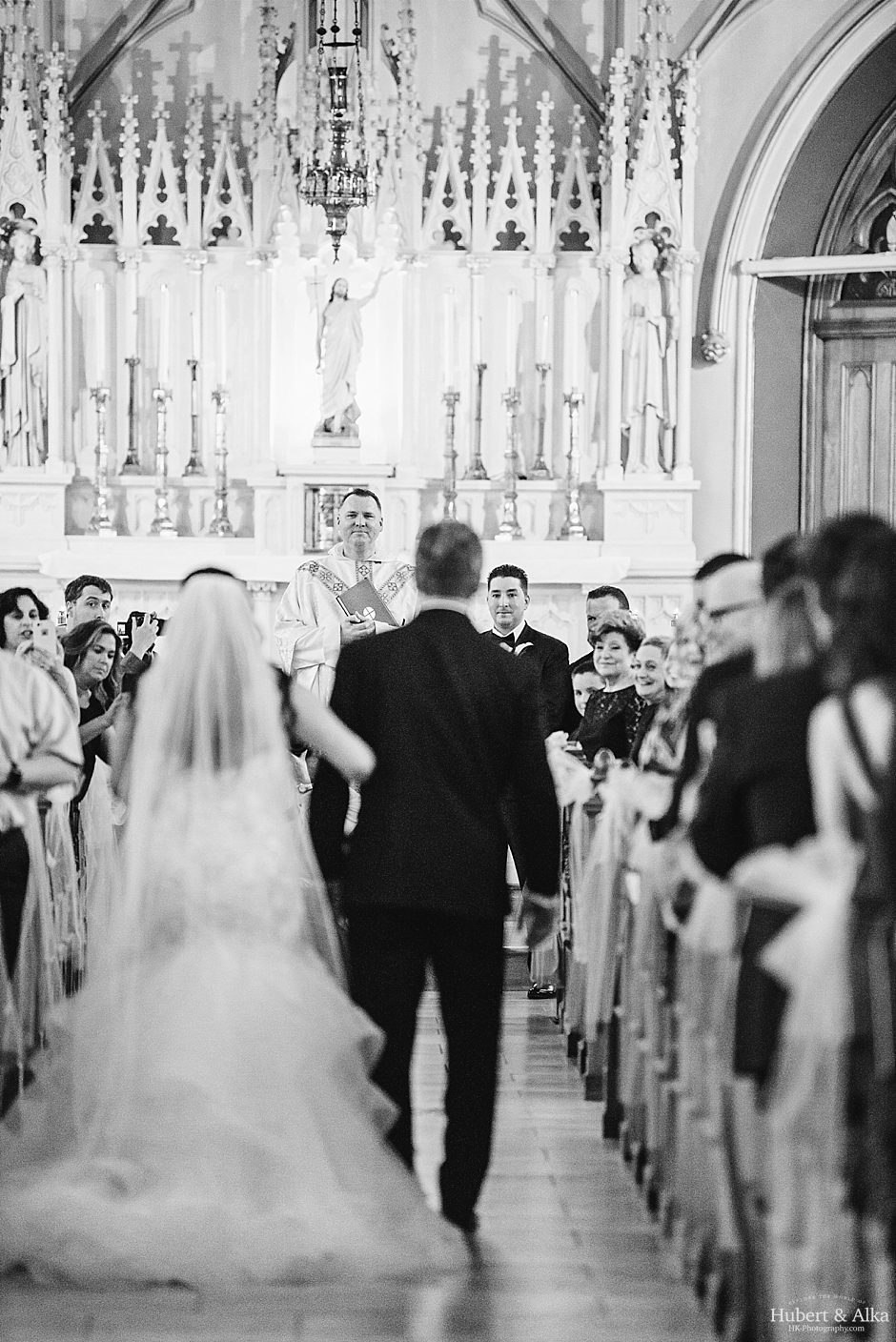 A Society Room Wedding Photography with Hartford City Hall Portraits