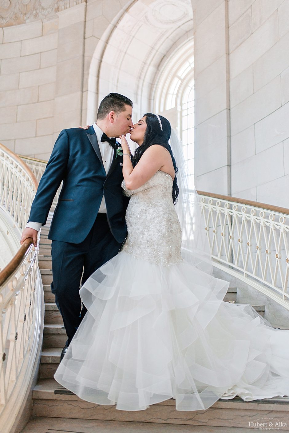 A Society Room Wedding Photography with Hartford City Hall Portraits