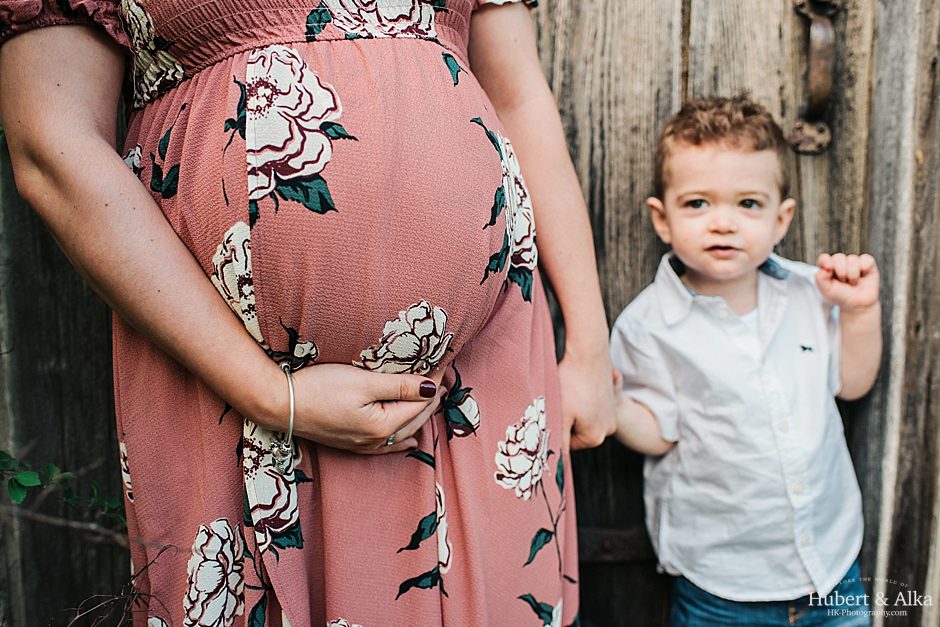 Maternity Family Photo Session in Connecticut | Maternity Photographer