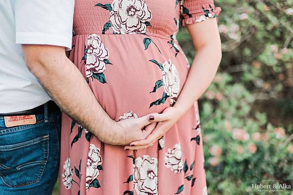 Maternity Family Photo Session in Connecticut | Maternity Photographer