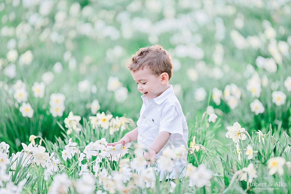 Maternity Family Photo Session in Connecticut | Maternity Photographer