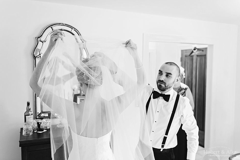 Mystic, CT Seaport Wedding Photographer | Latitude 41