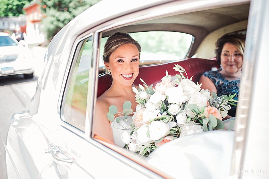 Mystic, CT Seaport Wedding Photographer | Latitude 41