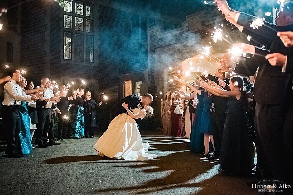 waveny house summer wedding photos - new canaan wedding photographer