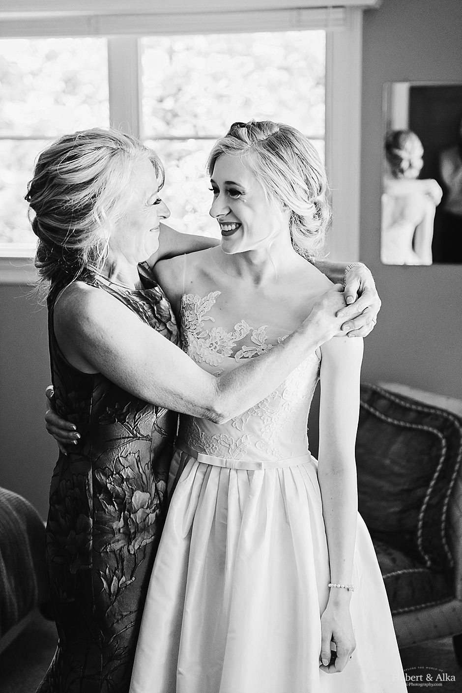 waveny house summer wedding photos - new canaan wedding photographer