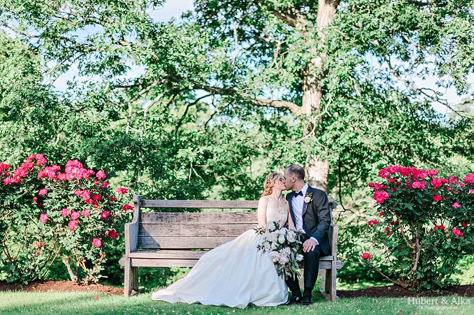 waveny house summer wedding photos - new canaan wedding photographer