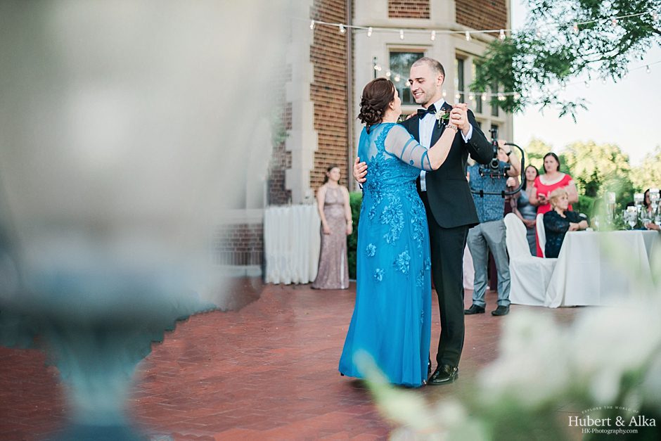 waveny house summer wedding photos - new canaan wedding photographer