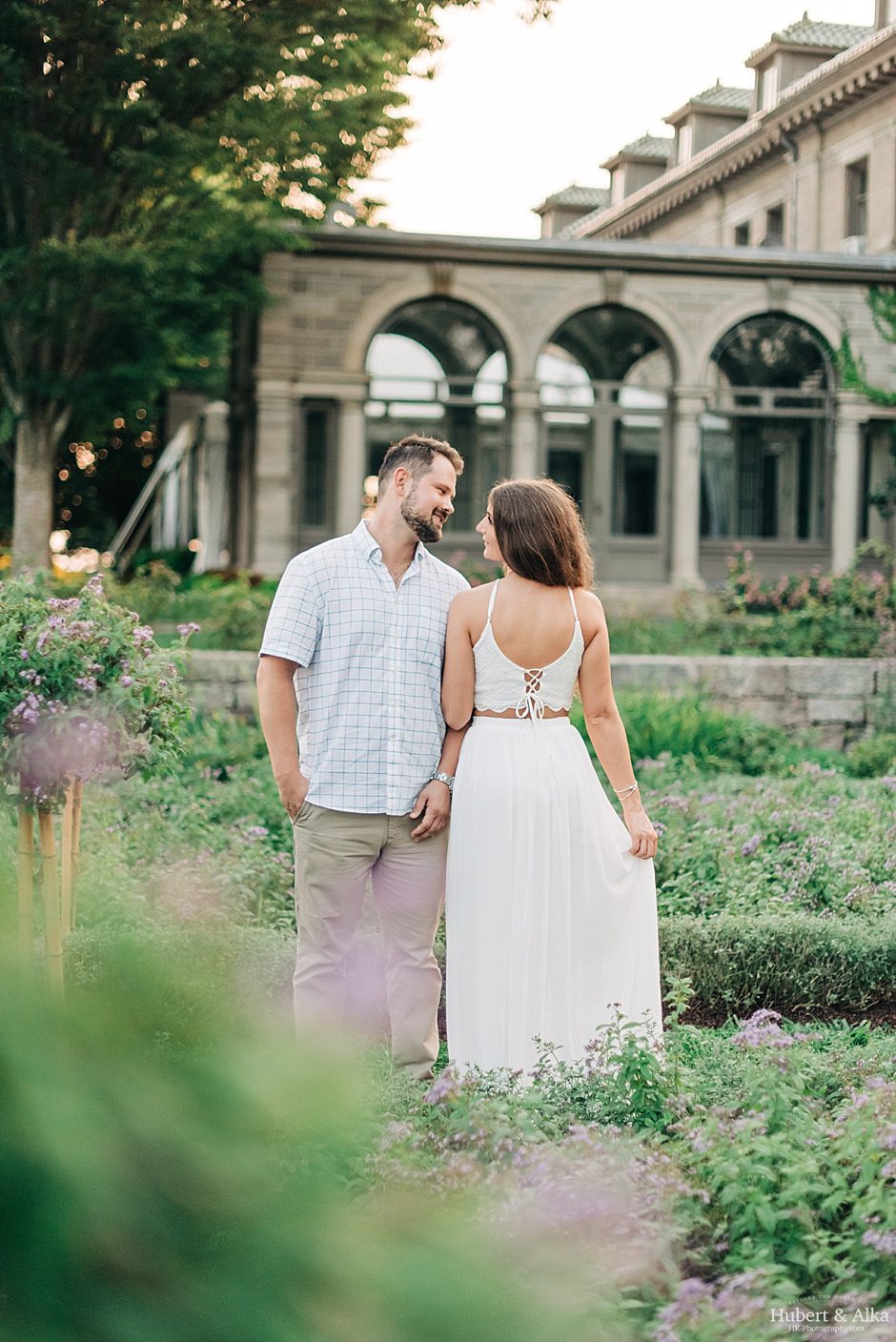 Eolia Mansion at Harkness Memorial State Park Engagement Photos