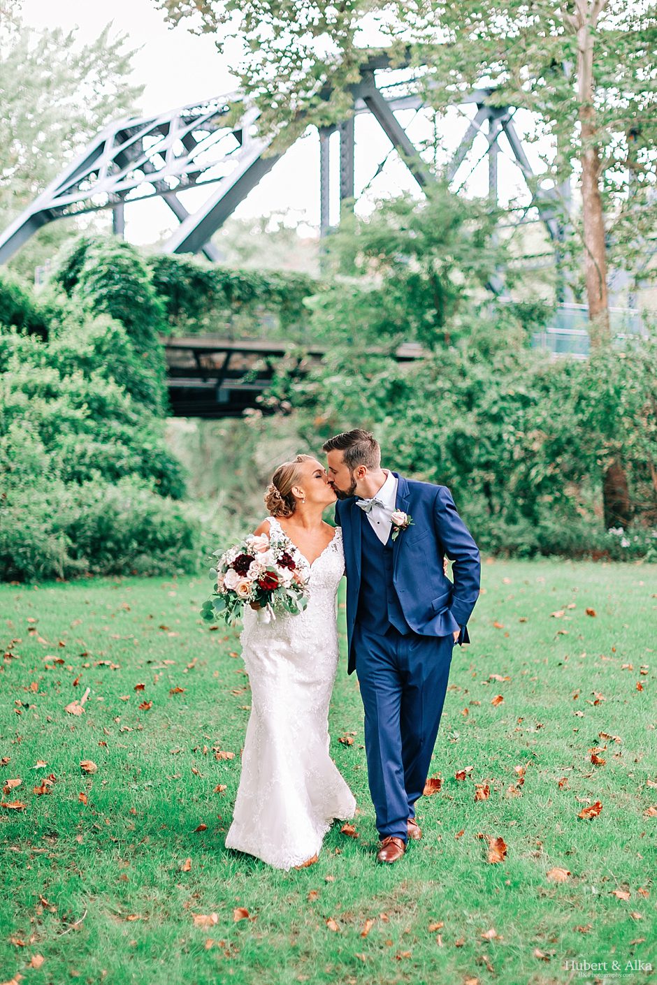 Simsbury CT | The Riverview Wedding Photos