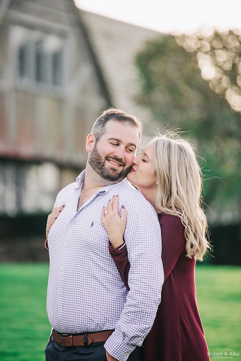 A Topsmead State Forest Autumn Engagement Session | Engagement Photo Ideas in Connecticut