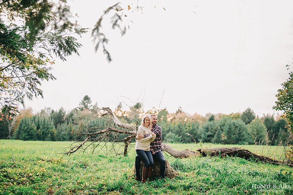 A Topsmead State Forest Autumn Engagement Session | Engagement Photo Ideas in Connecticut
