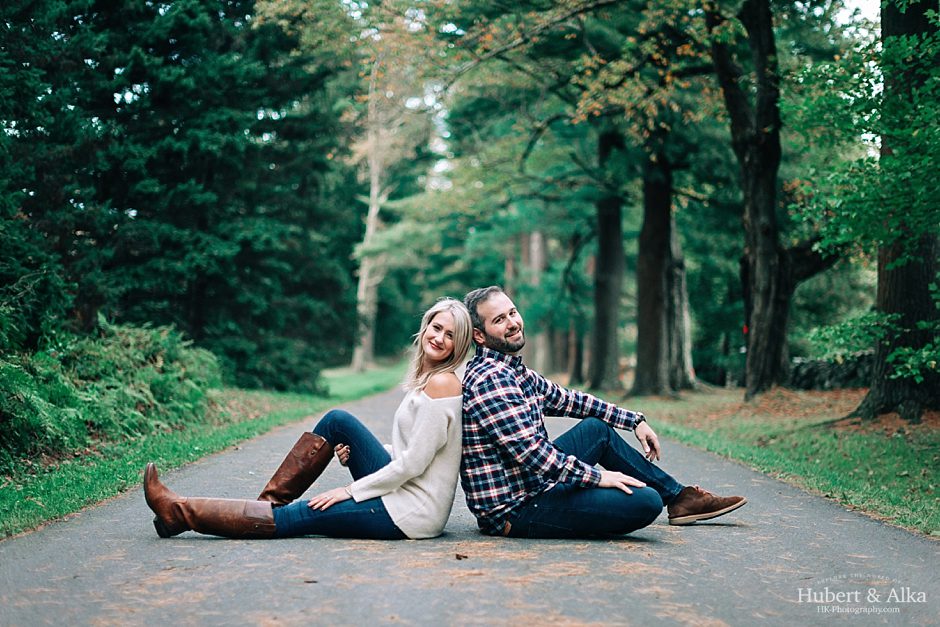 A Topsmead State Forest Autumn Engagement Session | Engagement Photo Ideas in Connecticut
