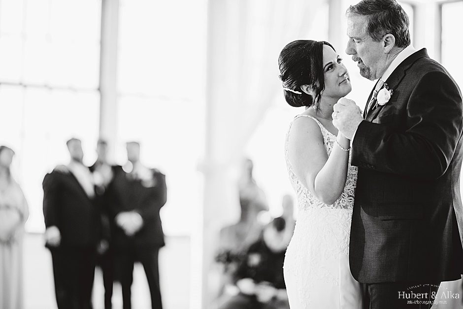 CT Lighthouse Point Park Carousel Wedding Photos