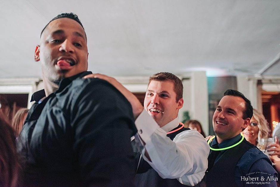 A Summer Wedding at Lord Thompson Manor Photos