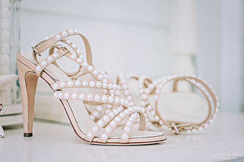 A Summer Wedding at Lord Thompson Manor Photos