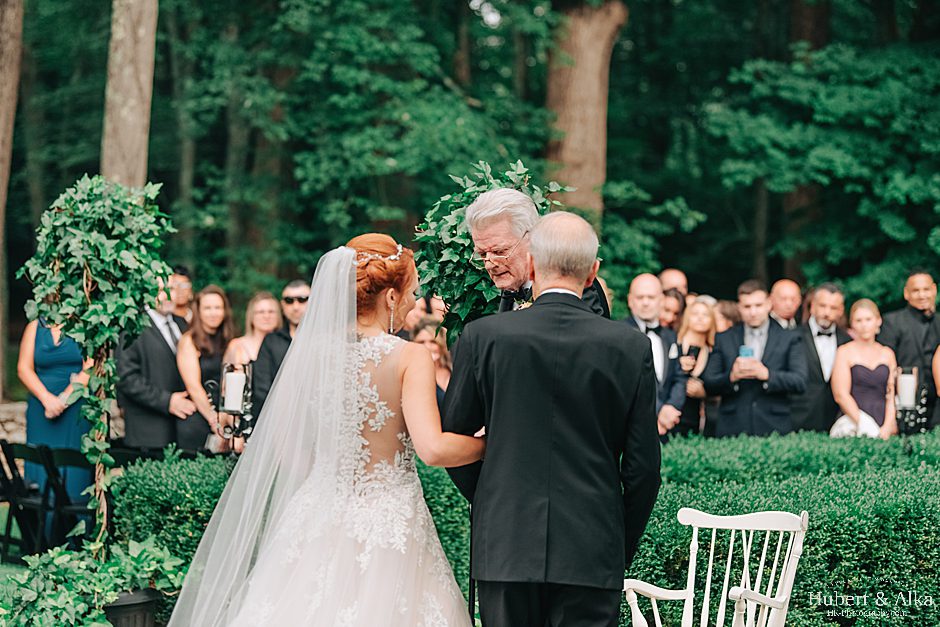 A Summer Wedding at Lord Thompson Manor Photos