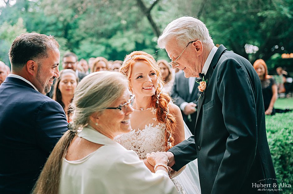 A Summer Wedding at Lord Thompson Manor Photos