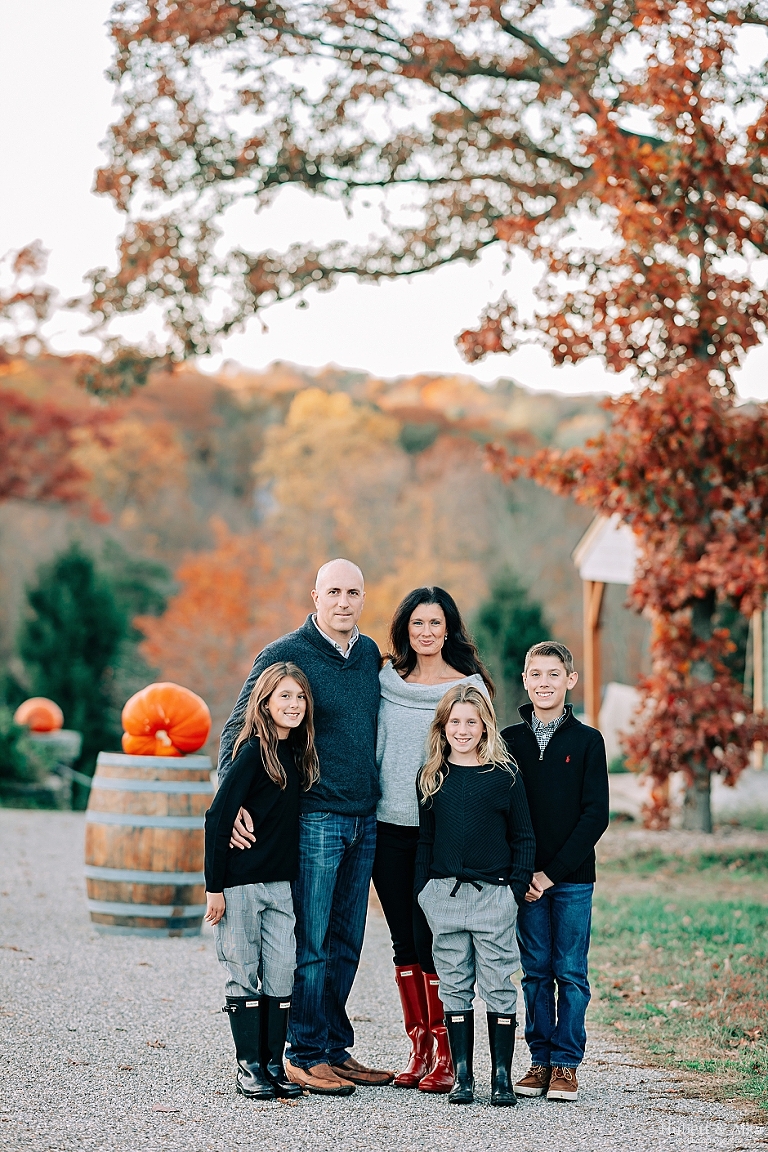 Fall Family Photo Shoot at Jones Family Farms Shelton CT
