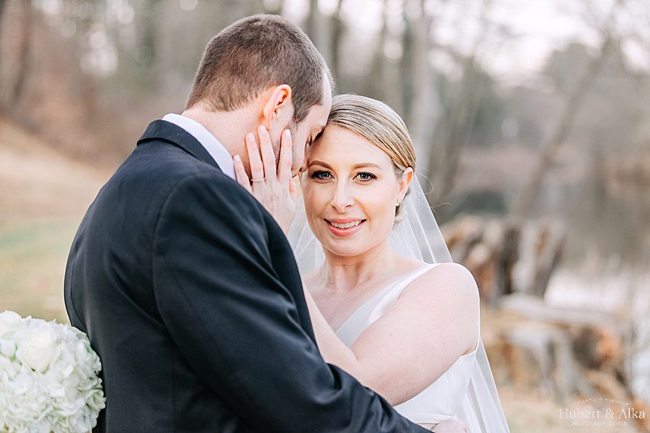 The Riverview Winter Wedding Photos