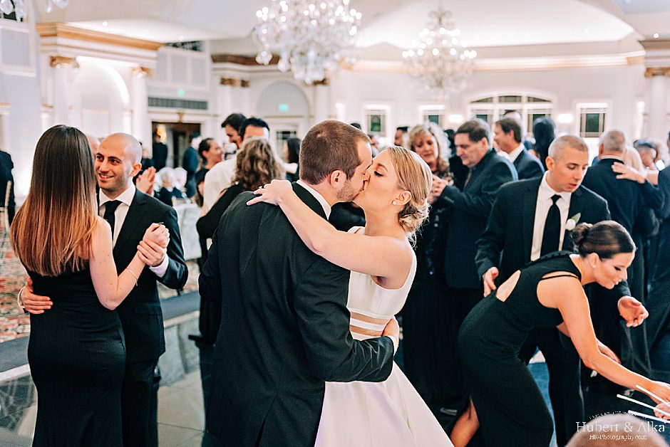 The Riverview Winter Wedding Photos