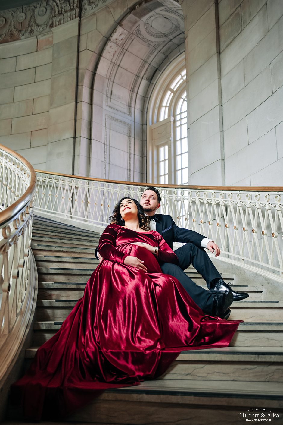 Maternity Session at Hartford City Hall