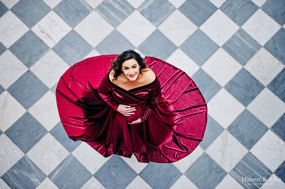 Maternity Session at Hartford City Hall