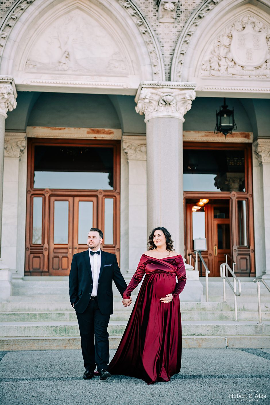 Outdoor Maternity Session in Hartford CT