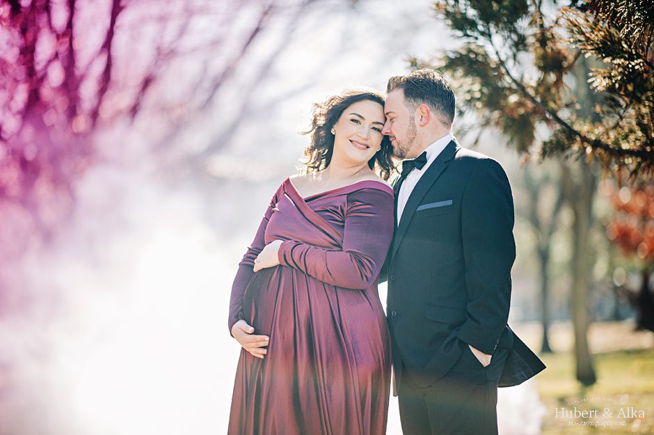 Outdoor Maternity Session in Hartford CT