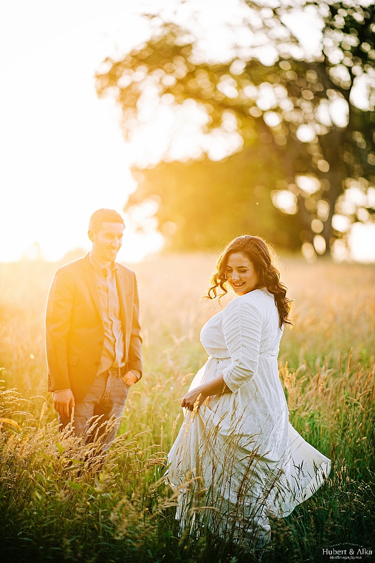 Romantic Maternity Session at Waveny Park