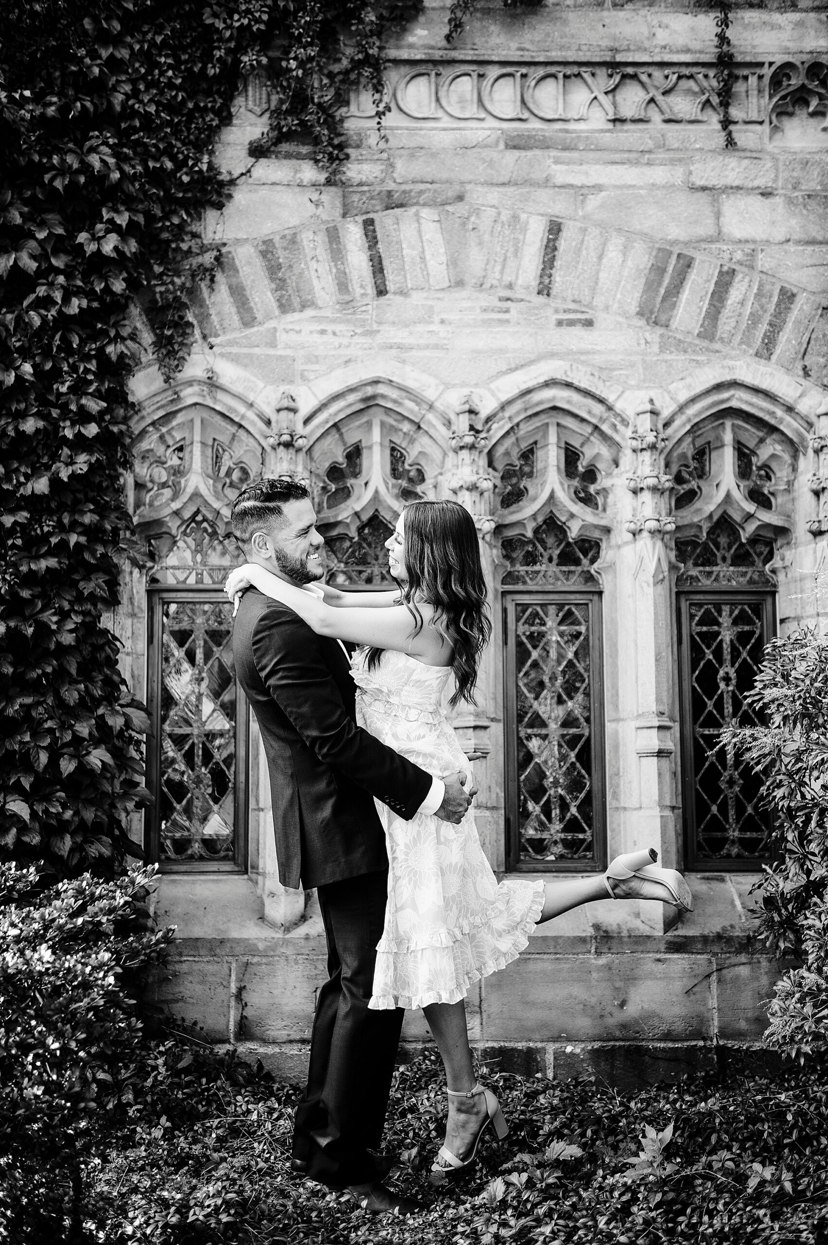 Engagements pictures at Yale New Haven